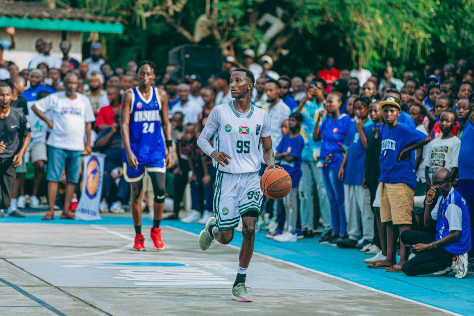 名记:掘金队内仅约基奇为非卖品,名记卖品布劳恩&约翰逊或将被交易